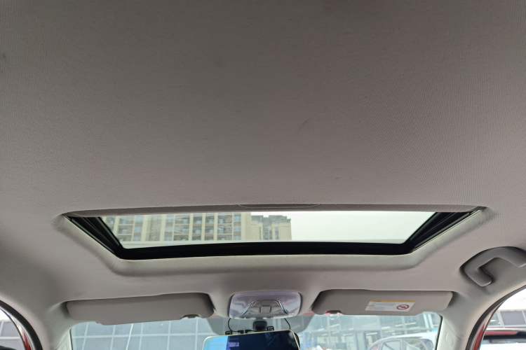 Used GAC Trumpchi GS3 2017 150N Automatic Elite Edition Headliner
