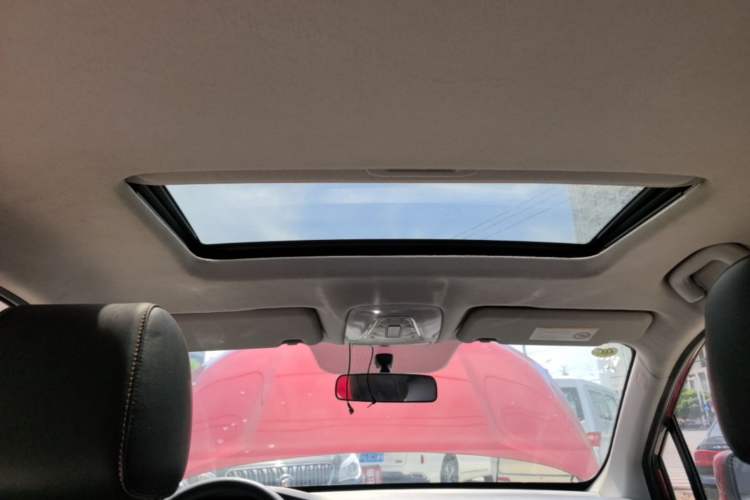Used GAC Trumpchi GS3 2017 150N Automatic Elite Edition Headliner