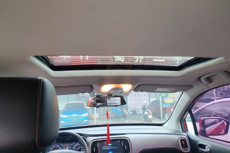 Used GAC Trumpchi GS3 2017 150N Automatic Elite Edition Headliner