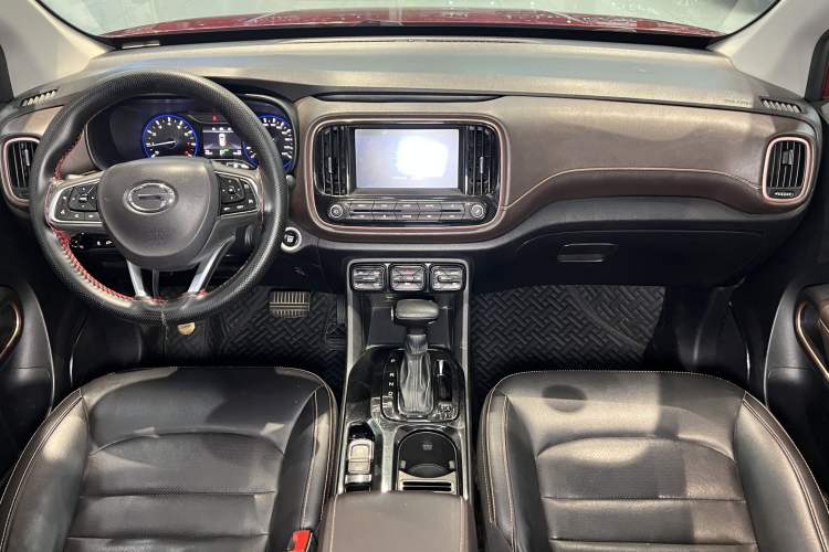 Used GAC Trumpchi GS3 2017 200T Automatic Luxury Edition Interior 1
