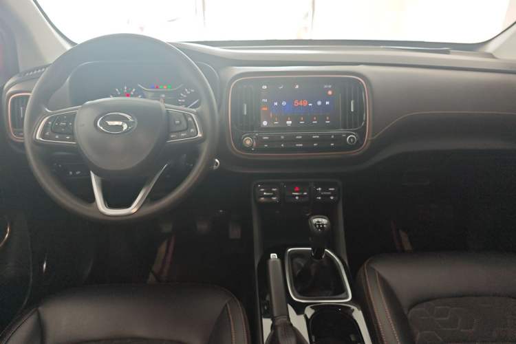 Used GAC Trumpchi GS3 2017 150N Manual Elite Edition Interior 2