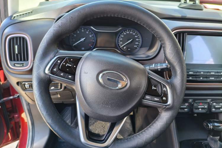 Used GAC Trumpchi GS3 2017 150N Automatic Elite Edition Interior 2