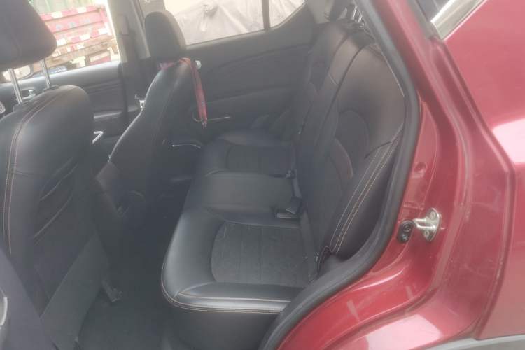 Used GAC Trumpchi GS3 2017 150N Automatic Elite Edition Interior 4
