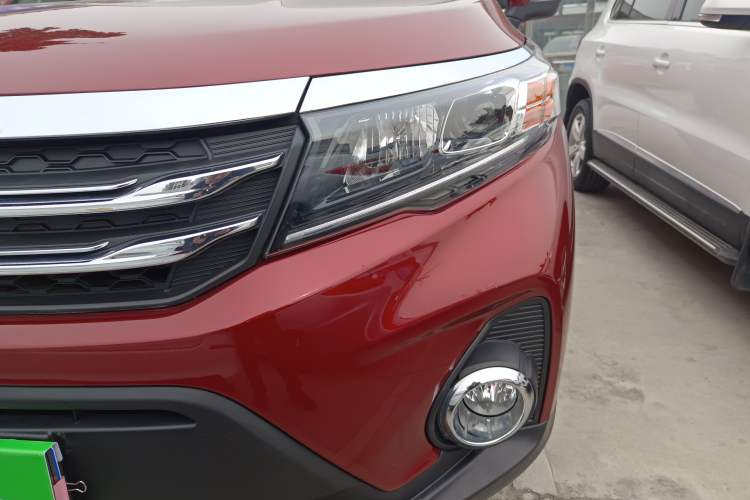 Used GAC Trumpchi GS3 2017 150N Automatic Elite Edition Left Front Headlight