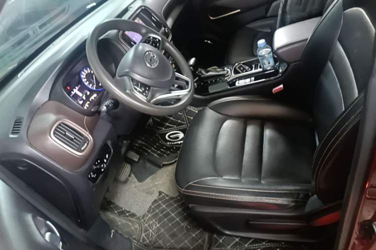 Used GAC Trumpchi GS3 2017 200T Automatic Luxury Edition Left Front Seat