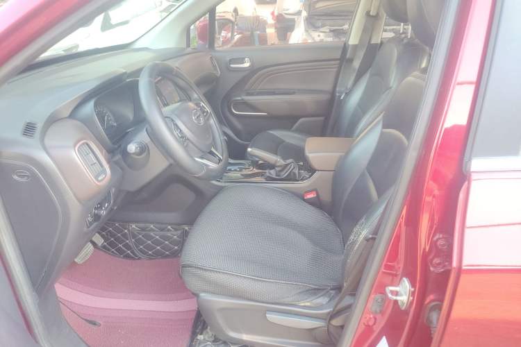 Used GAC Trumpchi GS3 2017 150N Automatic Elite Edition Left Front Seat