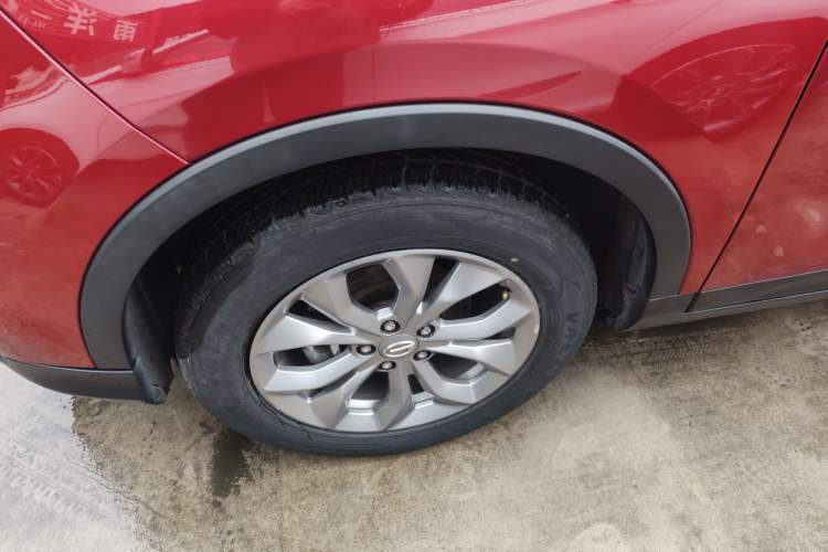 Used GAC Trumpchi GS3 2017 150N Automatic Elite Edition Left Front Wheel Hub