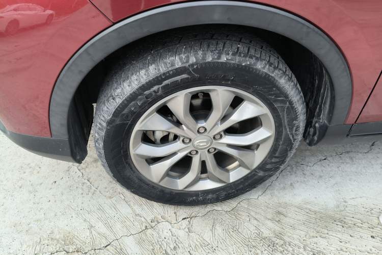 Used GAC Trumpchi GS3 2017 150N Automatic Elite Edition Left Front Wheel Hub