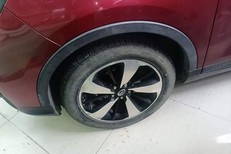 Used GAC Trumpchi GS3 2017 200T Automatic Luxury Edition Left Front Wheel Hub