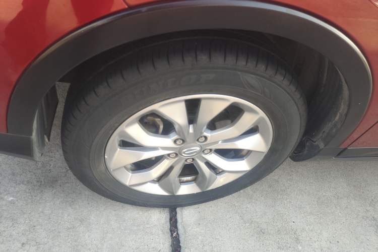 Used GAC Trumpchi GS3 2017 150N Automatic Elite Edition Left Front Wheel Hub