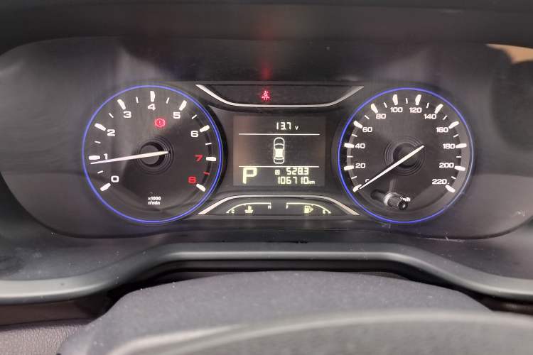 Used GAC Trumpchi GS3 2017 200T Automatic Elite Edition Odometer Close Up