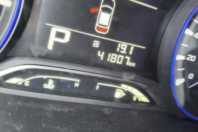 Used GAC Trumpchi GS3 2017 150N Automatic Elite Edition Odometer Close Up