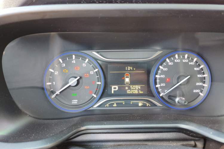 Used GAC Trumpchi GS3 2017 150N Automatic Elite Edition Odometer Close Up