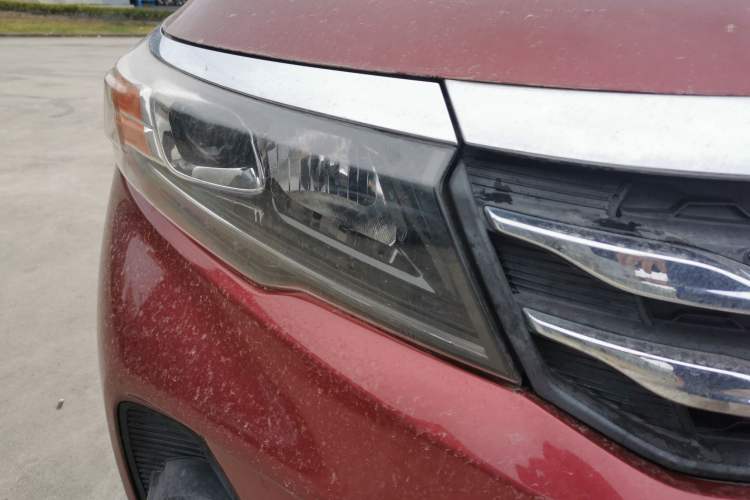 Used GAC Trumpchi GS3 2017 150N Automatic Elite Edition Right Front Headlight