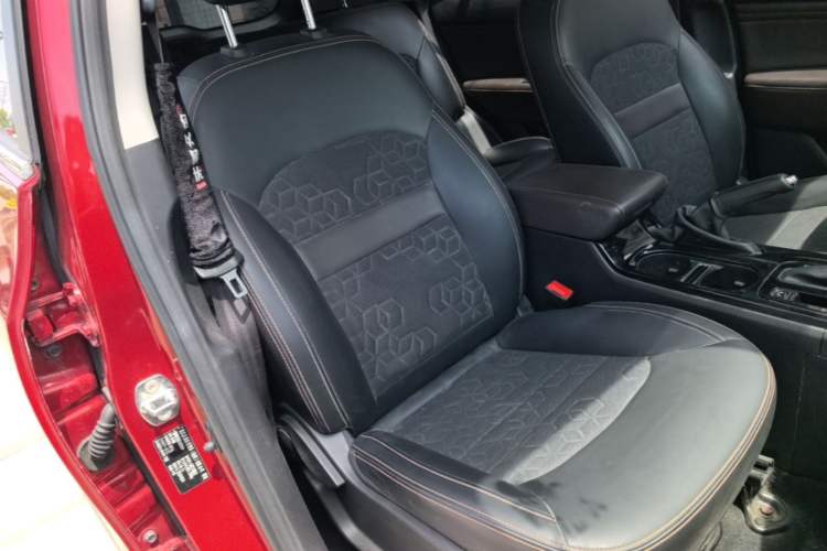 Used GAC Trumpchi GS3 2017 150N Automatic Elite Edition Right Front Seat