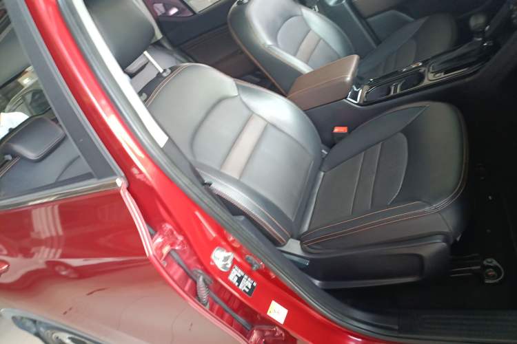 Used GAC Trumpchi GS3 2017 200T Automatic Luxury Edition Right Front Seat