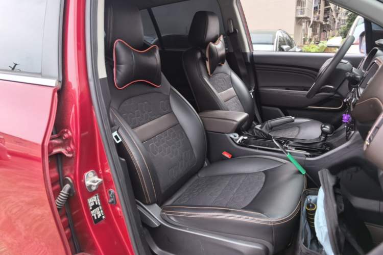 Used GAC Trumpchi GS3 2017 150N Automatic Elite Edition Right Front Seat