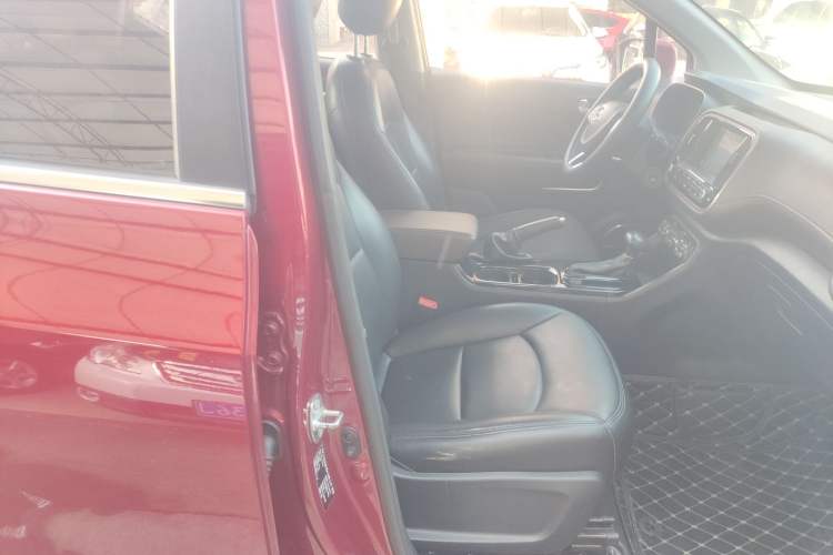 Used GAC Trumpchi GS3 2017 150N Automatic Elite Edition Right Front Seat