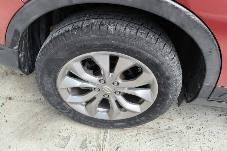 Used GAC Trumpchi GS3 2017 150N Automatic Elite Edition Right Rear Wheel Hub