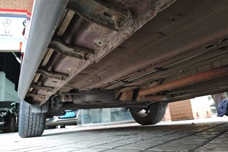 Used GAC Trumpchi GS3 2017 150N Automatic Elite Edition Right Side Sill