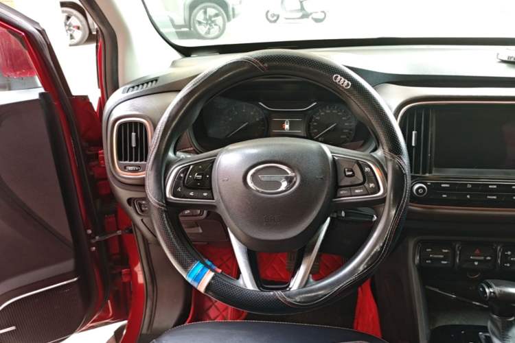 Used GAC Trumpchi GS3 2017 150N Automatic Elite Edition Steering Wheel