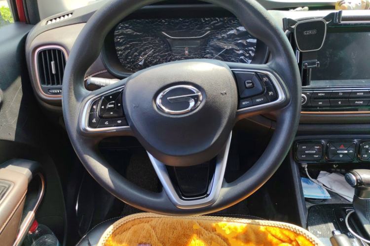 Used GAC Trumpchi GS3 2017 150N Automatic Elite Edition Steering Wheel