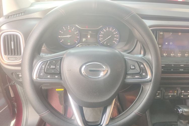 Used GAC Trumpchi GS3 2017 150N Automatic Elite Edition Steering Wheel