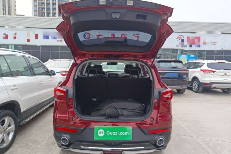 Used GAC Trumpchi GS3 2017 150N Automatic Elite Edition Trunk