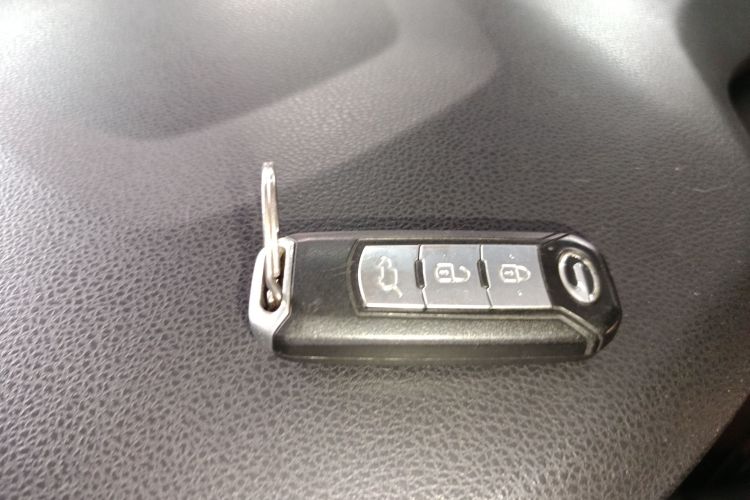 Used GAC Trumpchi GS3 2017 200T Automatic Luxury Edition Vehicle Key