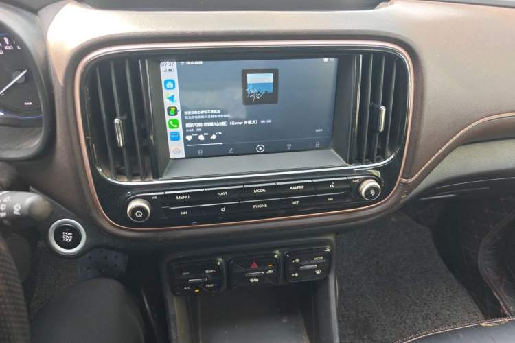 Used GAC Trumpchi GS3 2017 150N Manual Luxury Edition Audio And AC Panel