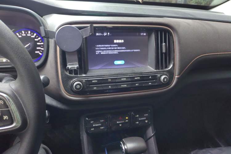 Used GAC Trumpchi GS3 2017 150N Automatic Comfort Edition Audio And AC Panel