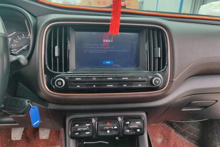 Used GAC Trumpchi GS3 2017 150N Manual Elite Edition Audio And AC Panel