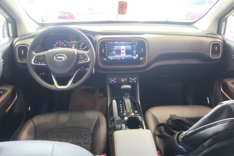 Used GAC Trumpchi GS3 2017 150N Automatic Elite Edition Center Console
