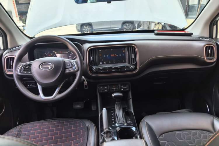 Used GAC Trumpchi GS3 2017 150N Automatic Elite Edition Center Console