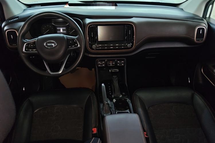 Used GAC Trumpchi GS3 2017 150N Automatic Elite Edition Center Console