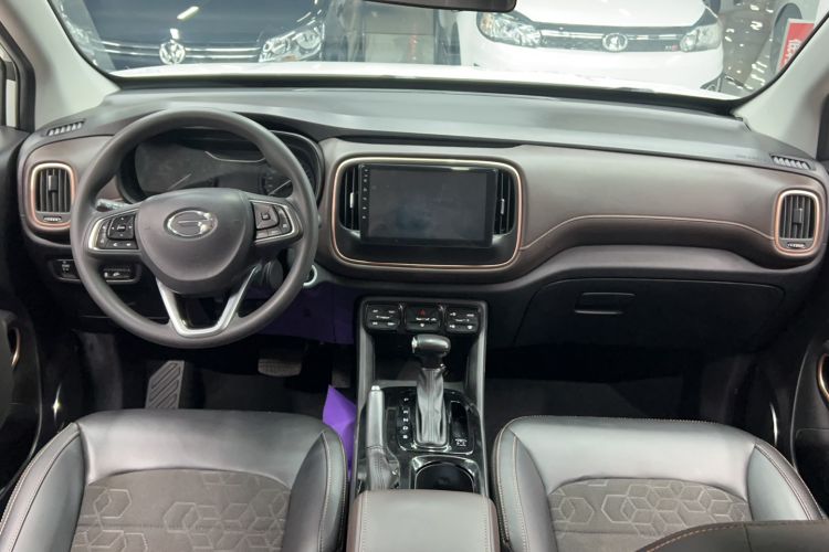 Used GAC Trumpchi GS3 2017 200T Automatic Elite Edition Center Console