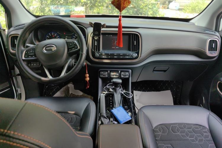 Used GAC Trumpchi GS3 2017 150N Automatic Elite Edition Center Console