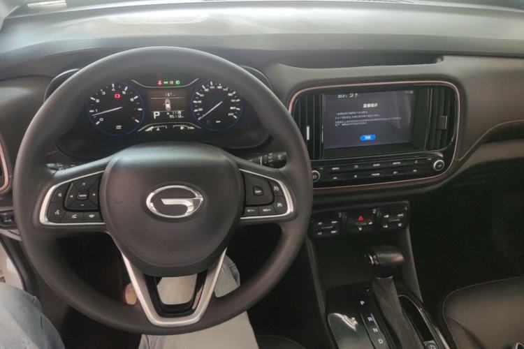 Used GAC Trumpchi GS3 2017 150N Automatic Elite Edition Center Console
