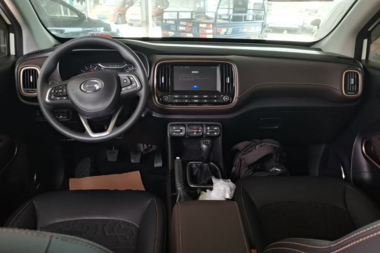 Used GAC Trumpchi GS3 2017 150N Manual Elite Edition Center Console