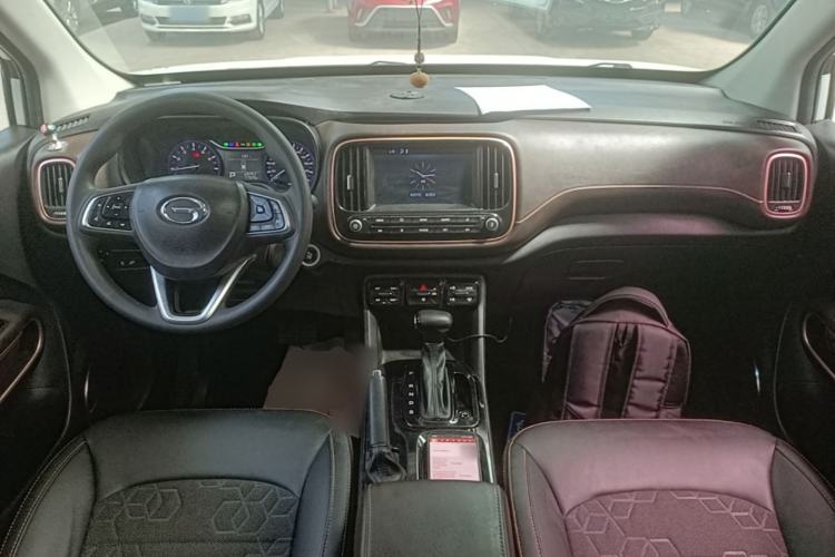 Used GAC Trumpchi GS3 2017 200T Automatic Elite Edition Center Console