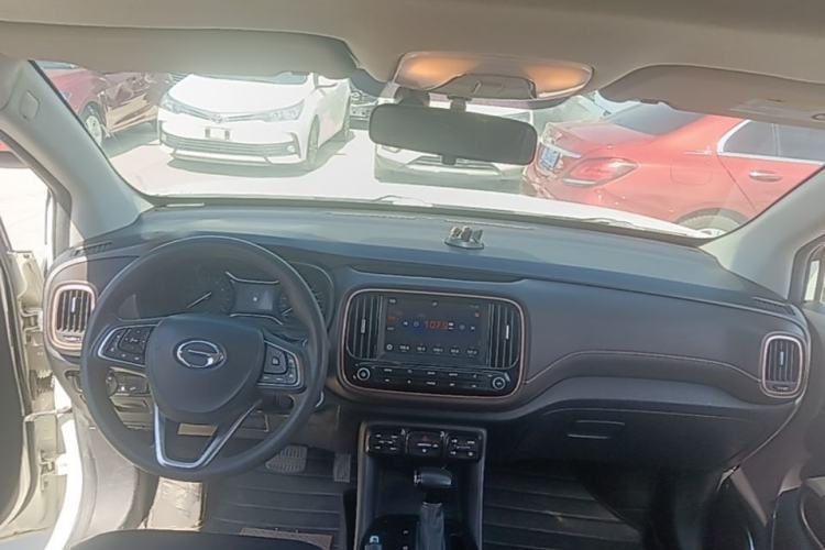 Used GAC Trumpchi GS3 2017 200T Automatic Elite Edition Center Console