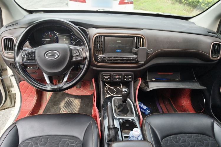 Used GAC Trumpchi GS3 2017 150N Manual Elite Edition Center Console
