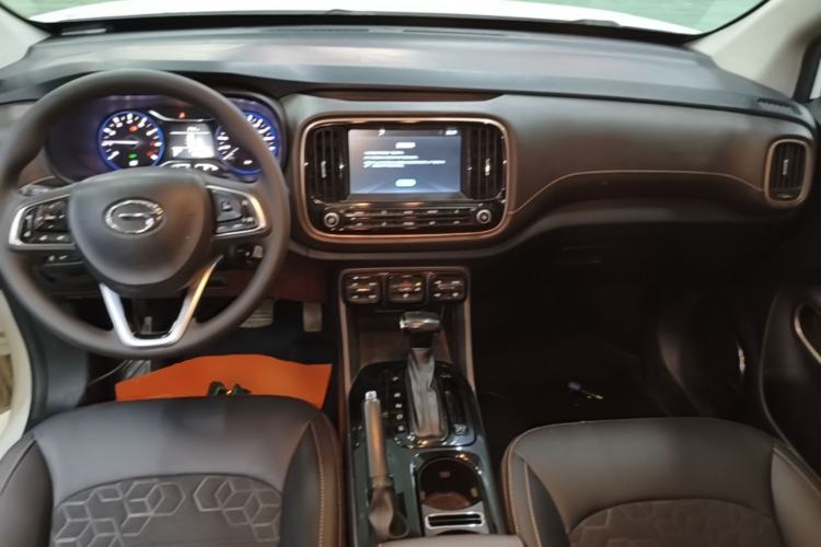 Used GAC Trumpchi GS3 2017 150N Automatic Elite Edition Center Console