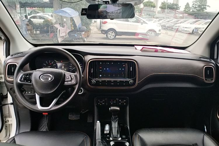 Used GAC Trumpchi GS3 2017 200T Automatic Elite Edition Center Console