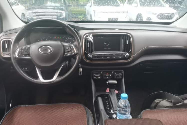 Used GAC Trumpchi GS3 2017 150N Automatic Elite Edition Center Console