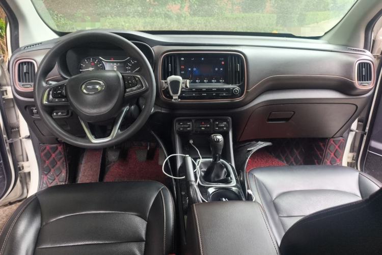 Used GAC Trumpchi GS3 2017 150N Manual Luxury Edition Center Console
