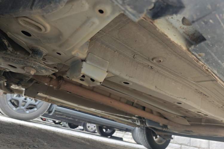 Used GAC Trumpchi GS3 2017 150N Automatic Elite Edition Chassis Front Left