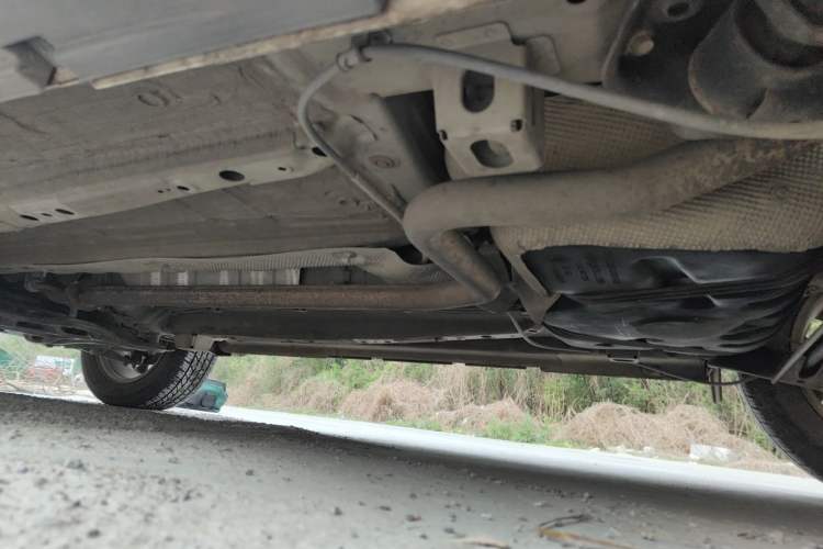 Used GAC Trumpchi GS3 2017 150N Automatic Elite Edition Chassis Front Left