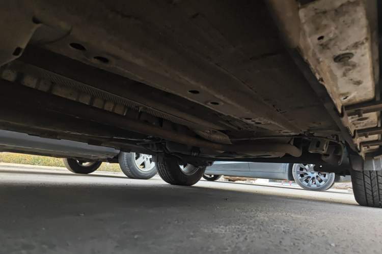 Used GAC Trumpchi GS3 2017 150N Automatic Elite Edition Chassis Front Left