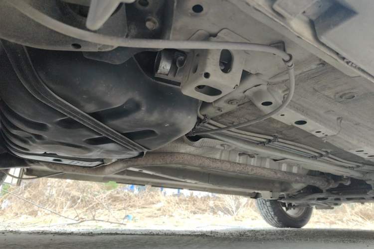 Used GAC Trumpchi GS3 2017 150N Automatic Elite Edition Chassis Front Right